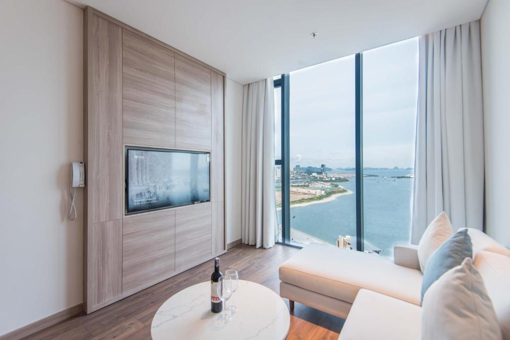 A La Carte Ha Long Bay Managed by Anstay – Ha Long Bay